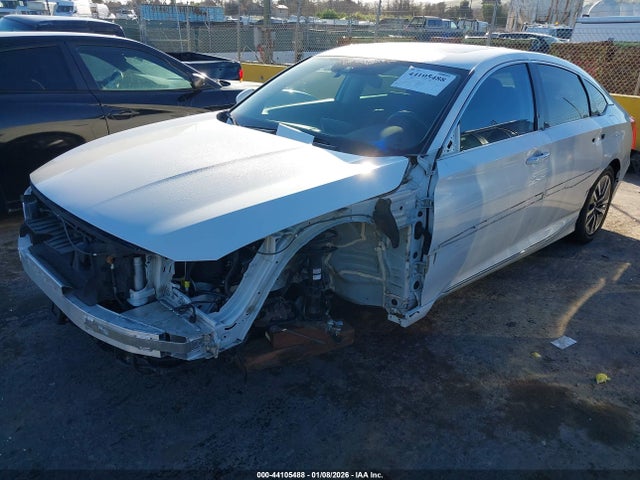 1HGCV3F94KA021731 Honda Accord Hybrid Touring