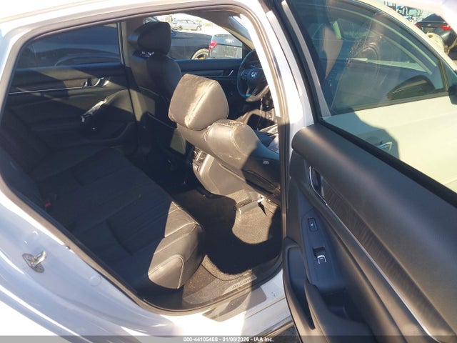 1HGCV3F94KA021731 Honda Accord Hybrid Touring