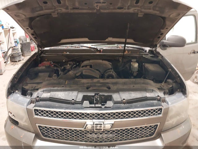 2011 CHEVROLET TAHOE 1GNSKCE03BR126503 Photo 9