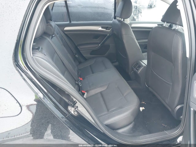 3VW217AU8FM011508 Volkswagen Golf Tsi Se 4-door