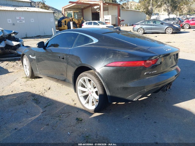2016 JAGUAR F-TYPE SAJWB6BCXG8K32777 Photo 2