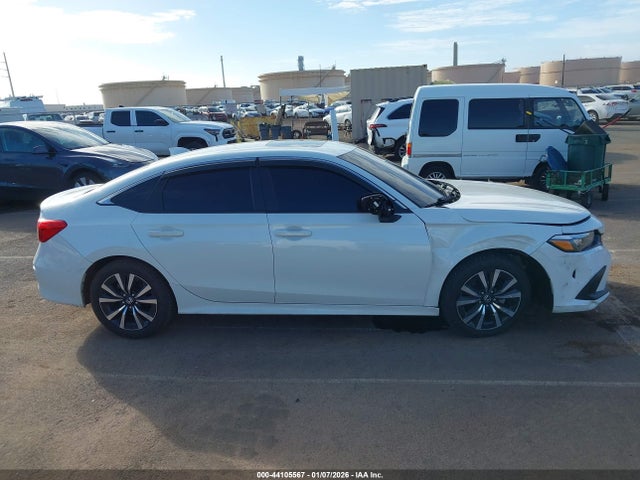 2HGFE1F75NH325477 Honda CIVIC EX