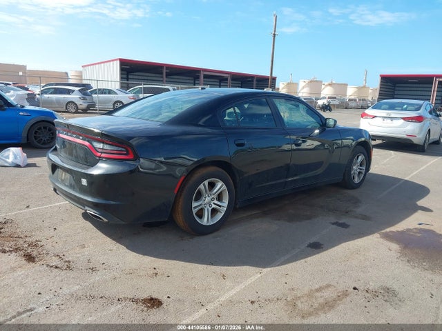 2C3CDXBGXNH250213 Dodge Charger Sxt Rwd