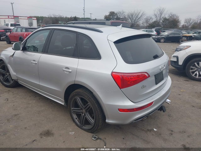 2012 AUDI Q5 WA1DKAFP5CA069801 Photo 2