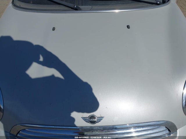 2011 MINI COOPER WMWSU3C57BT095208 Photo 9