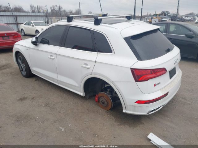 2018 AUDI SQ5 WA1C4AFY0J2047064 Photo 2