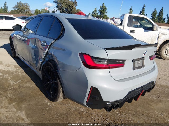 2023 BMW 3 SERIES 3MW49FS05P8D18054 Photo 2