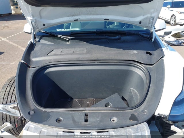 2021 TESLA MODEL Y 5YJYGDEE5MF096757 Photo 9