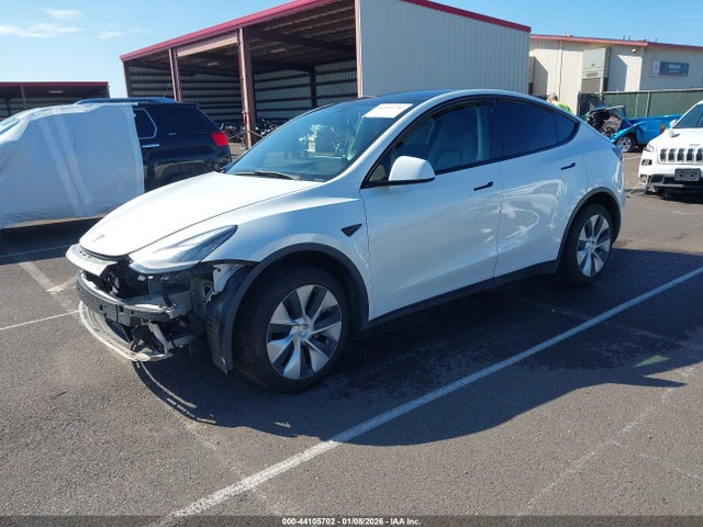 2021 TESLA MODEL Y 5YJYGDEE5MF096757 Photo 1