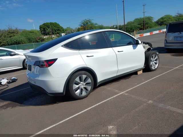 2021 TESLA MODEL Y 5YJYGDEE5MF096757 Photo 3