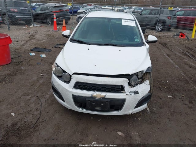 1G1JA6SHXG4170255 Chevrolet Sonic Ls Auto