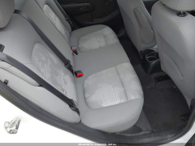 1G1JA6SHXG4170255 Chevrolet Sonic Ls Auto
