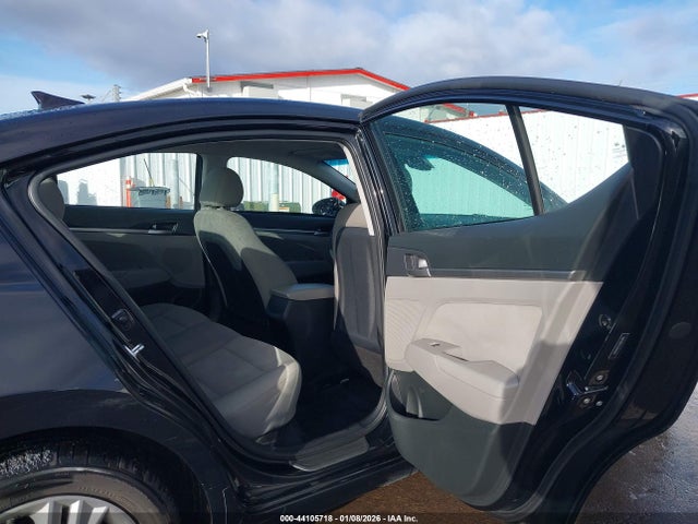 5NPD84LF2LH543603 Hyundai ELANTRA SEL