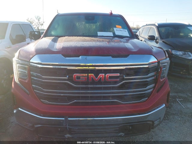 44105734 :رقم المزاد ، 3GTUUDED8NG618565 vin ، 2022 Gmc Sierra 1500 4wd  Short Box Slt مزاد بيع