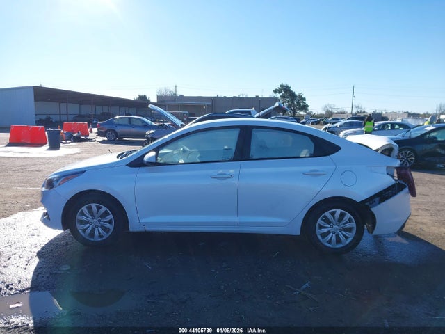 Hyundai ACCENT SE 2019 3KPC24A32KE040260 Image 14