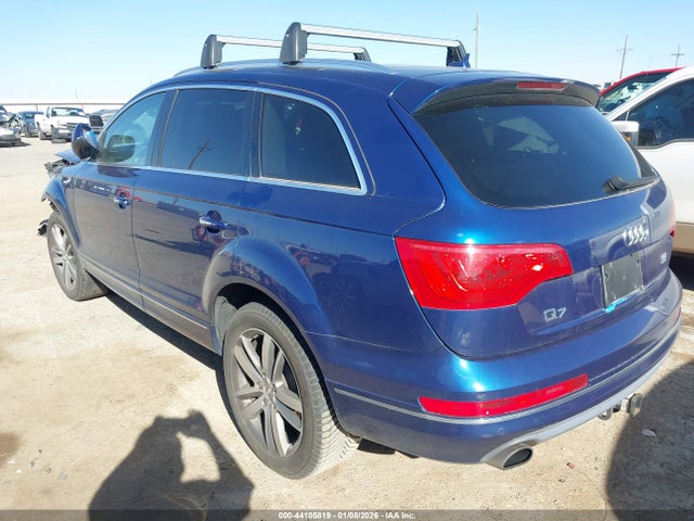 2014 AUDI Q7 WA1LMBFE8ED014657 Photo 2