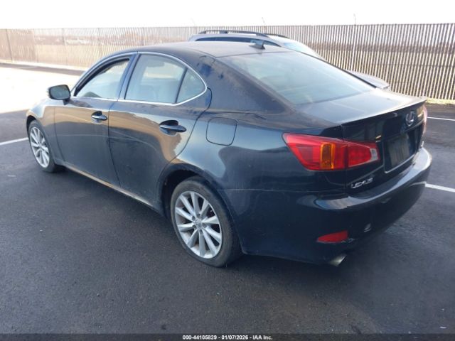 2009 LEXUS IS 250 JTHCK262292030208 Photo 2