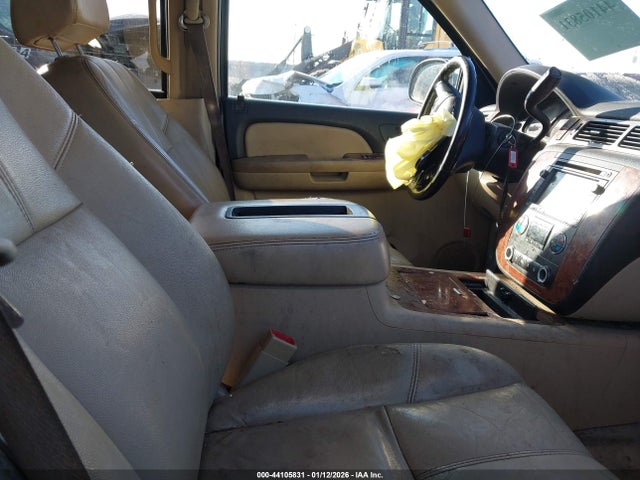2007 CHEVROLET SUBURBAN 1500 1GNFK16307J288366 Photo 4