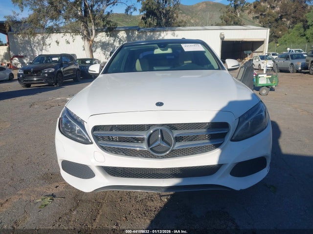 55SWF4JB9HU234276 Mercedes-Benz C 300