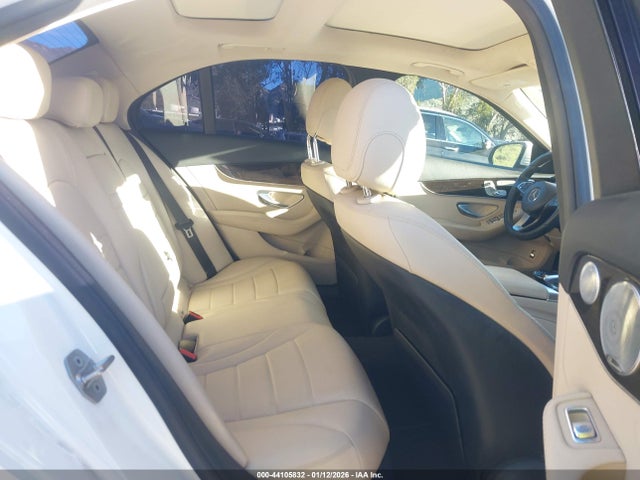 55SWF4JB9HU234276 Mercedes-Benz C 300