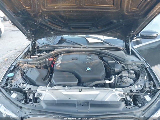 44105845 :رقم المزاد ، 3MW69FF01R8E19632 vin ، 2024 Bmw 330i مزاد بيع