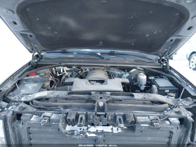 1GNSKHKC5JR269687 Chevrolet Suburban Lt