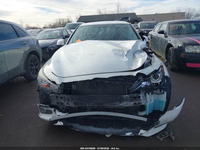 2014 Infiniti Q50 Premium მანქანა იყიდება აუქციონზე, vin: JN1BV7AR4EM692458, აუქციონის ნომერი: 44105866