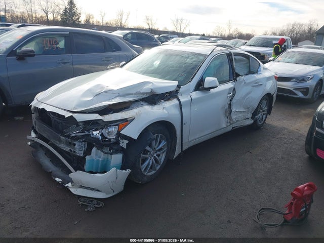 2014 Infiniti Q50 Premium მანქანა იყიდება აუქციონზე, vin: JN1BV7AR4EM692458, აუქციონის ნომერი: 44105866
