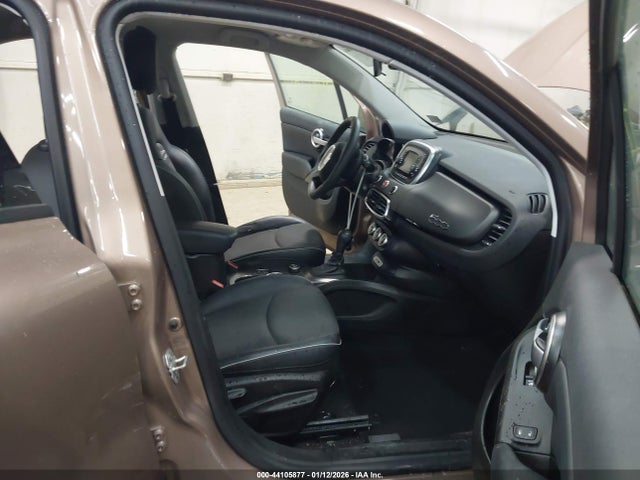 2017 FIAT 500X ZFBCFYCB8HP614520 Photo 4