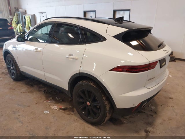 2019 JAGUAR E-PACE SADFJ2FX9K1Z47465 Photo 2
