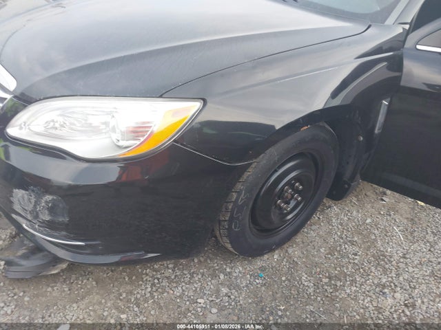 2012 CHRYSLER 200 1C3CCBAB3CN204495 Photo 5
