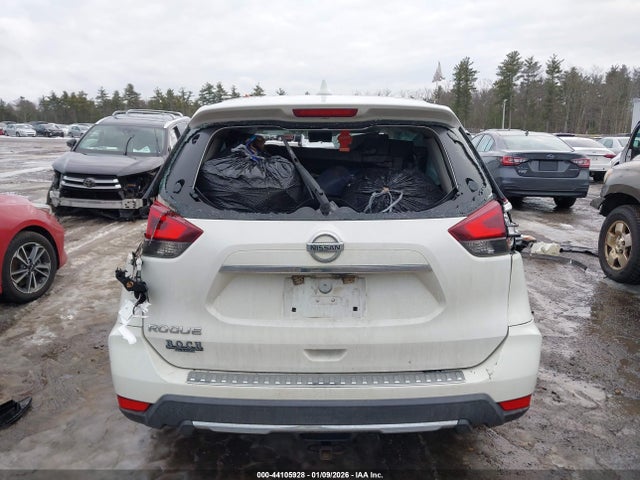 Nissan ROGUE S 2017 5N1AT2MT5HC746672 Image 17