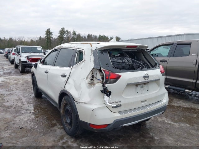 Nissan ROGUE S 2017 5N1AT2MT5HC746672 Image 3
