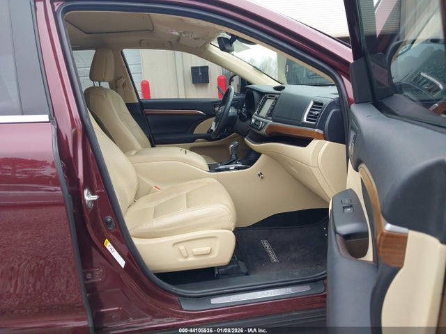 5TDYZRFH9JS282194 Toyota Highlander Limited