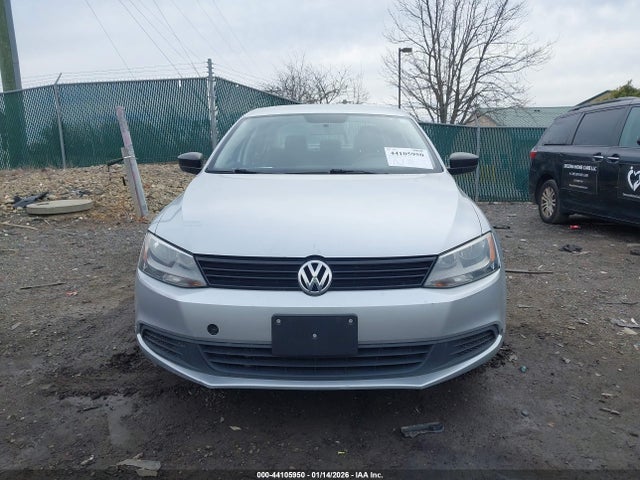 44105950 :رقم المزاد ، 3VW1K7AJ8EM383377 vin ، 2014 Volkswagen Jetta 2.0l S مزاد بيع