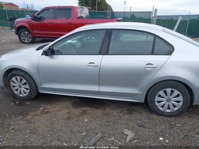 44105950 :رقم المزاد ، 3VW1K7AJ8EM383377 vin ، 2014 Volkswagen Jetta 2.0l S مزاد بيع