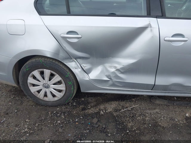 44105950 :رقم المزاد ، 3VW1K7AJ8EM383377 vin ، 2014 Volkswagen Jetta 2.0l S مزاد بيع