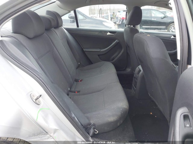 44105950 :رقم المزاد ، 3VW1K7AJ8EM383377 vin ، 2014 Volkswagen Jetta 2.0l S مزاد بيع