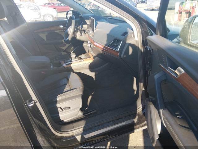 2021 AUDI Q5 WA1BAAFY5M2015980 Photo 4