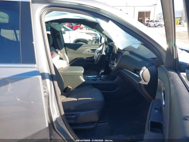 1GNEVGKW2PJ326556 Chevrolet Traverse Awd Lt Cloth