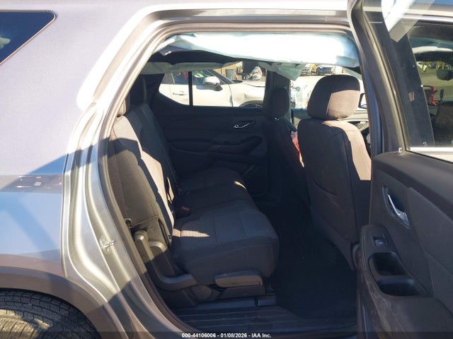 1GNEVGKW2PJ326556 Chevrolet Traverse Awd Lt Cloth