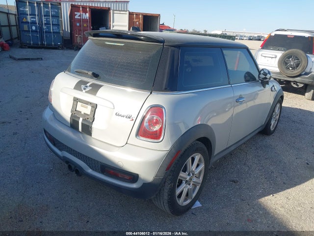 2012 MINI COOPER S WMWSV3C5XCTY18483 Photo 3