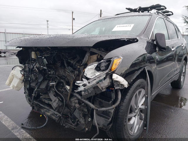 5N1AT2MV1GC745695 Nissan Rogue Sl