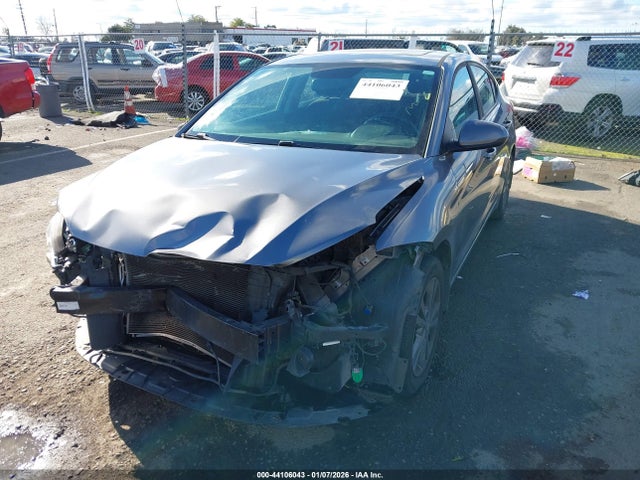 5NPD84LFXJH323591 Hyundai Elantra Value Edition