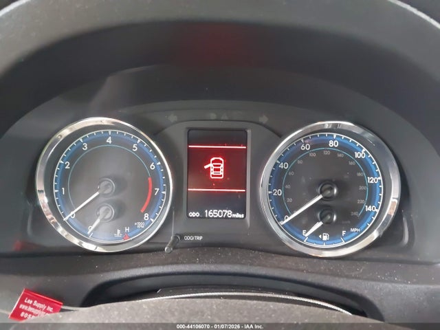 2T1BURHE7JC080714 Toyota COROLLA LE