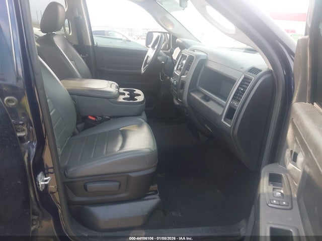 2013 RAM 1500 1C6RR6FT9DS673775 Photo 4