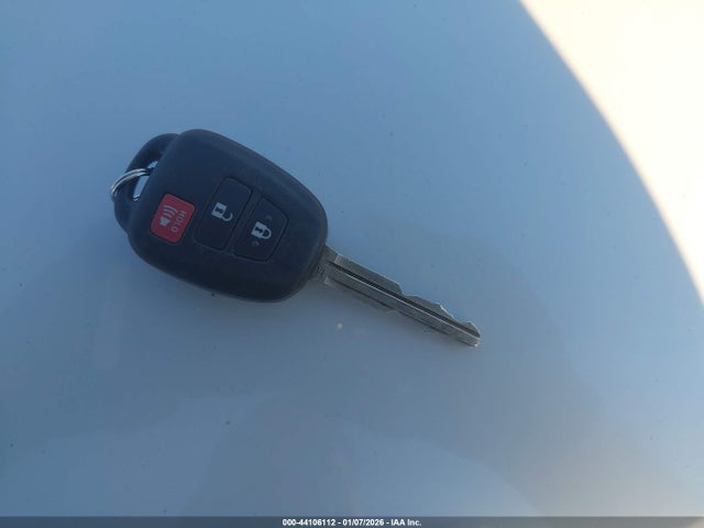5TDZARFH1JS036851 Toyota Highlander Le