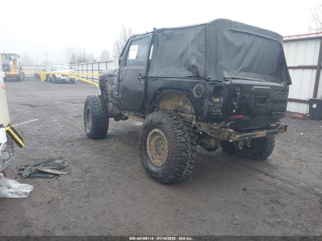 2015 JEEP WRANGLER 1C4AJWAG4FL644429 Photo 2