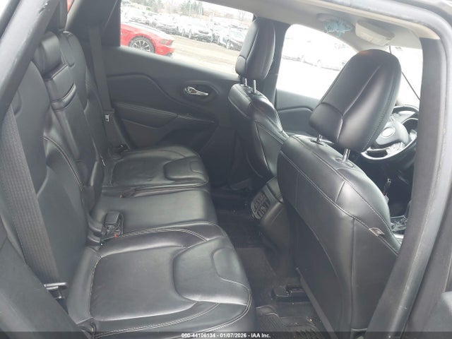1C4PJMCB9FW640875 Jeep Cherokee Latitude