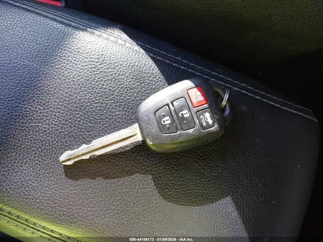 5YFBURHE6EP115765 Toyota Corolla S Plus